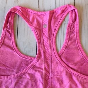 Lululemon Swiftly Tech Racerback - Size 10
